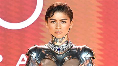 zendaya nud|Zendaya Shows Off Bare Butt, Breasts at Dune 2 Premiere.